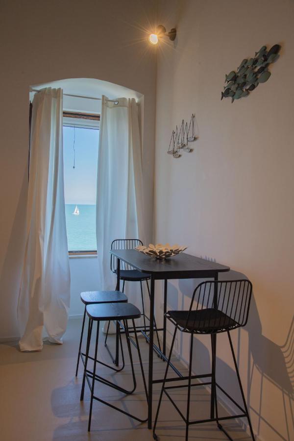 Casa Sant Orsola La Finestra Sul Mare Apartment Молфета Екстериор снимка